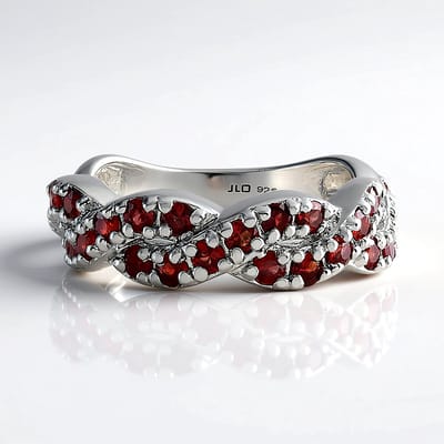 Cavill - Exclusieve Zilveren Ring - 925 Sterling Zilver Platina Geplateerd - 26 Tanzania Robijnen 1,406 ct - Elegante Rode Edelsteen Ring voor Dames