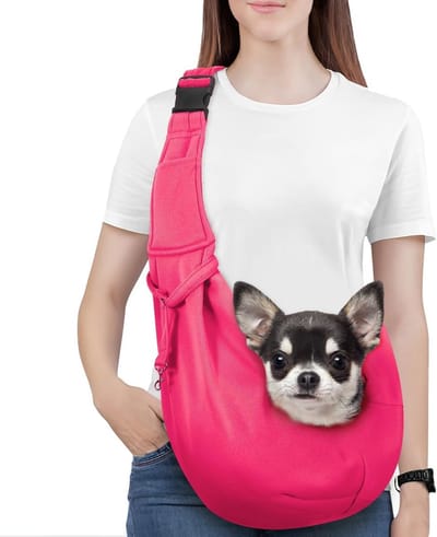 Draagbare Hondendraagzak voor Kleine Honden, Verstelbare Schouderband, Veiligheidsriem en Zachte Pouch, Geschikt voor Honden en Katten tot 5,5 kg, Magenta