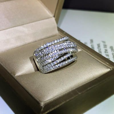 Nieuw product overdreven micro-ingelegde zirkonia ring voor dames   persoonlijkheidsring volledige zirkonia ring sieraden geschenk 8 gray