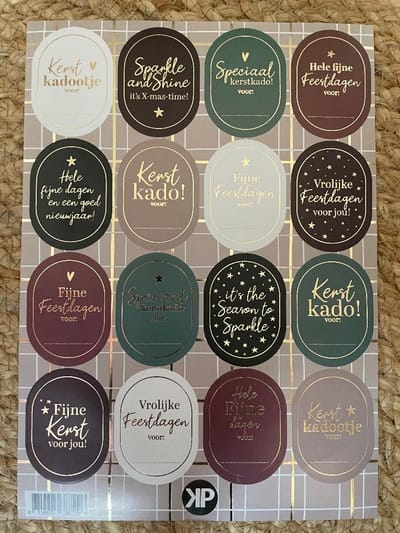 A5 Stickervel - Mix - Luxe - Sluitsticker / Naamsticker - Sluitzegel - Kerst - Christmas - Feestdagen | Kerstkado - Kadootje - Kerstballen - Kerstkaart - Envelop sticker - Cadeau - Gift - Cadeauzakje - Traktatie - Label - DH collection