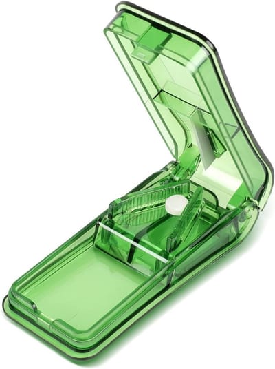 Tablet Divider voor Grote en Kleine Tablets - Tablet Cutter, Medicijnverdeler, Precisie Snijder voor Exacte Helften en Kwartalen, Groen