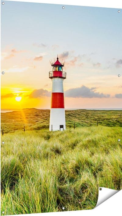Gards Tuinposter Vuurtoren met Zonsopgang op een Eiland - 100x150 cm - Tuindoek - Tuindecoratie - Wanddecoratie buiten - Tuinschilderij