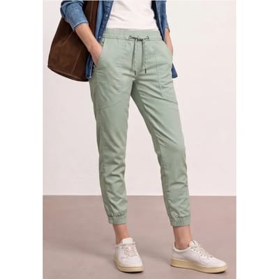 Slim legs broek in lichtgewicht kwaliteit