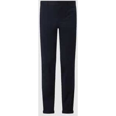 Chino met stretch model 'Liam'