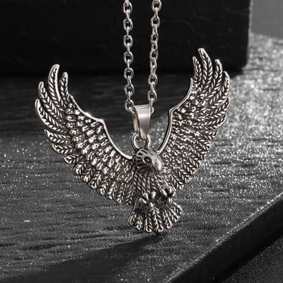 Nouveau Collier Tendance Pendentif Aigle Mode Vente Chaude Rétro Tendance Collier Aigle Mâle gray