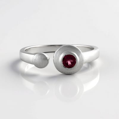 Cavill - Zilveren ring 925 Sterling Zilver Verguld - Rhodoliet 0,315 ct Rond Slijpsel - Modern Minimalistisch Open Ontwerp Rood - Dames Sieraad