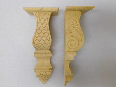 Set van 2 Houten Wandconsoles - Handgesneden