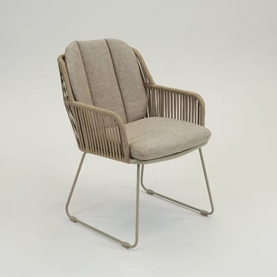 VITA - Carma Fauteuil creme - Tuinstoel - aluminium onderstel - Met slijtdopjes - Olefin weersbestendig rope - Vita tuinmeubelen - Dubbel gepoeder coat - Met rug en zit kussen