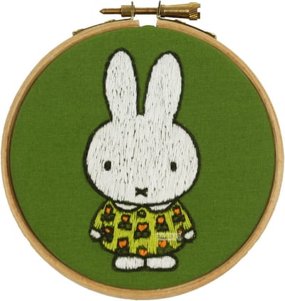Pako compleet borduurpakket - Nijntje met bloemetjes jurk - Dick Bruna - geprinte stof - 196.003 - inclusief borduurring - DIY kit