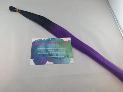 haar extension zwart/paars , hair extension hair feather 55 cm , 50 stuks