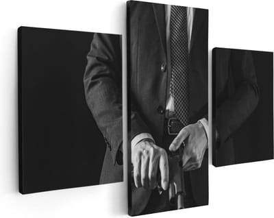 Artaza Canvas Schilderij Drieluik Man in Pak met een Pistool - Zwart Wit - 90x60 - Foto Op Canvas - Canvas Print