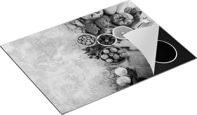 Chefcare Inductie Beschermer Groentes met Vis op Grijze Marmer - Zwart Wit - 70x50 cm - Afdekplaat Inductie - Kookplaat Beschermer - Inductie Mat