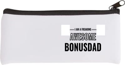 Akyol - i am a freaking awesome bonusdad Etui - Papa - de meest geweldigste bonusvader - vader cadeautjes - vaderdag - verjaardagscadeau - verjaardag - cadeau - geschenk - kado - gift - vader artikelen - 20 bij 9 cm