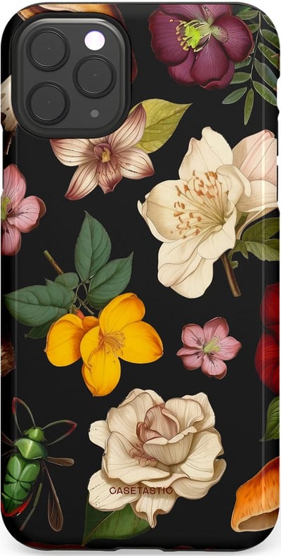 Casetastic Hoesje Geschikt voor Apple iPhone 11 Pro Max - Stijlvolle Beschermende Duo-layer Case - Bosrijke betovering