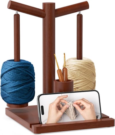 QTTVBTNA -Houten Magnetische Wolwinder -Garenhouder voor Haken & Breien - Magnetisch draaibaar design - Inclusief telefoonhouder- Dubbel systeem voor brei- en haakliefhebbers