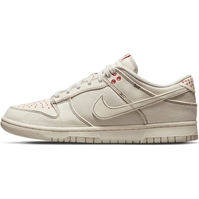 Nike Dunk Low Retro SE - Maat 45 - Light Orewood Brown/Light Orewood Brown/University Red/Pale Ivory / Bruin Rood - Dunk - Lifestyle - Heren Sneakers voor Mannen