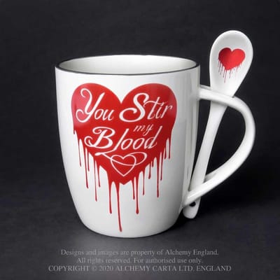 Alchemy Mok/beker met lepel set You Stir My Blood Wit/Rood - Keramische mok Vaatwasmachine- en magnetronbestendig - 390ml