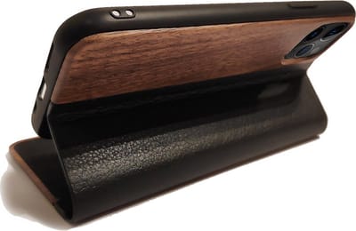 Houten design flip case, iPhone 11 pro – Noten met zwart leer