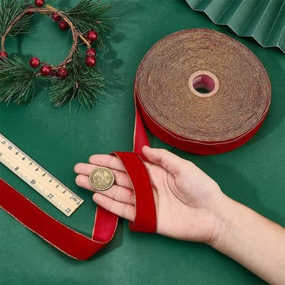 20m Rode Fluwelen Lint 2.5cm voor Kerstdecoratie met Gouden Rand, Zacht Satijn, Geschikt voor Kerstboom, Kransen, Haarstrikken en Bruiloften