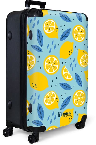 NoBoringSuitcases.com® - Koffer groot - Reiskoffer lichtgewicht - Citroenen met blauwe bladeren op lichtblauwe achtergrond - Rolkoffer met 4 wielen - Grote trolley XL - 98 liter bagage