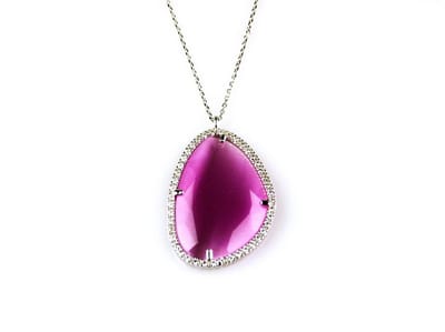 model Druppel gezet ketting in zilver met hanger gezet met roze steen en cubic zirconia