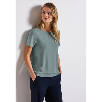 Shirt met uitsnijding