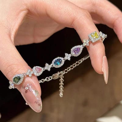 Bracelet Exquis Incrusté de Strass Colorés pour Femmes Bracelet Chaîne en Pierres Précieuses Luxe Léger Bijoux de Mariage Cadeaux argenté