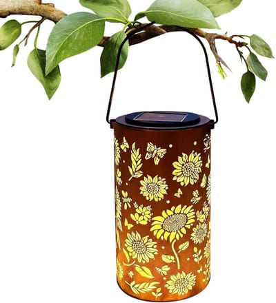 Waterdichte solar lantaarns, holle tuinverlichting, robuuste buitendecoratie, stijlvolle terrasversiering, elegant balkonaccessoire met weerbestendige eigenschappen, solar tuinlantaarns voor paden