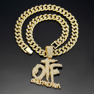 Hip Hop Mode Engelse Letter OTF Hanger Cubaanse Ketting Halsketting, Geschikt voor Dagelijks Gebruik door Mannen en Vrouwen, Rock Party Sieraden beige
