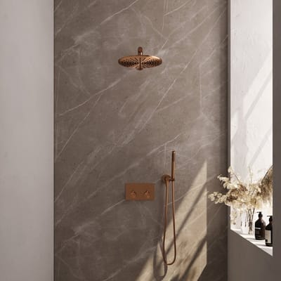 Brauer Copper Edition thermostatische inbouw regendouche met drukknoppen SET 50 met 30 cm douchekop en rechte muurarm en staaf handdouche en doucheslang en wandaansluitbocht koper geborsteld PVD