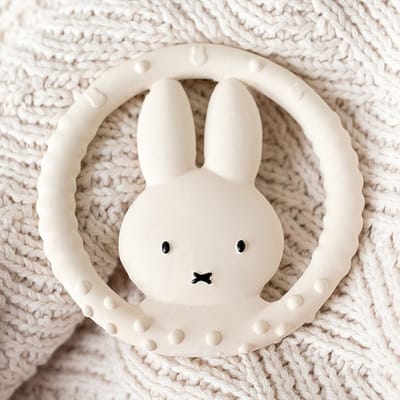 bijtring nijntje natuurlijk rubber - kraamcadeau baby - Bambolino Toys