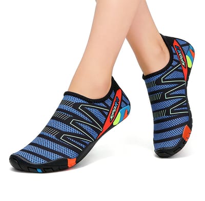 Unisex waterschoenen - Maat XS - Voetmaat 36 - Lengte 22,7 cm - Sneldrogend - Geschikt voor strand, surfen, duiken, zwemmen en andere wateractiviteiten - Strandzwemschoenen - Antislip watersokken - Zwemschoenen - Duikschoenen - Outdoor strandschoenen