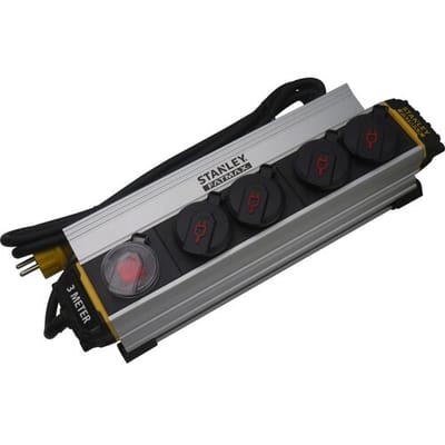 Stanley Fatmax stekkerdoos alu. met klem 4-voudig H07RN 3x1.5MM² IP44 3m