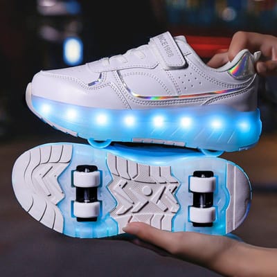 Nieuwe Wegloopschoenen Vierwielige Katrolschoenen Jongens Kinderschoenen met Wielen Meisjes Skates 31 blue