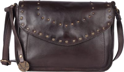 Echte Italiaanse Leren Boho Crossbody Slingtas met Studs – Stijlvol, Duurzaam & Perfect voor Dagelijks Gebruik voor Dames