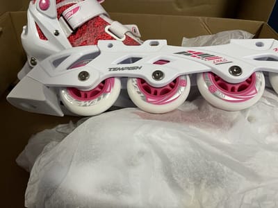 Verstelbare kinderschaatsen / skeelers maat 33 - 36 roze - wit