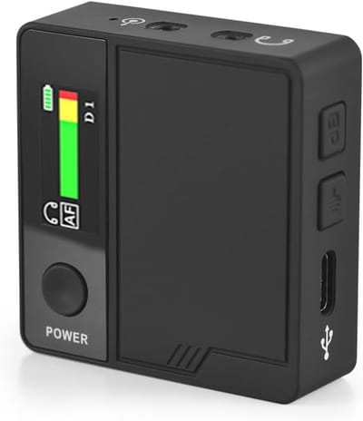 carmdering - Draagbare Stemveranderaar - Clip-On Microfoon Geluidskaart - Handheld Live Broadcast Apparaat - 11 Verstelbare Stemmodi - Duurzame Kunststof Behuizing - Professionele Karaoke Functie - Ideaal Voor Mobiele Streaming En Gaming - 1 Stuk