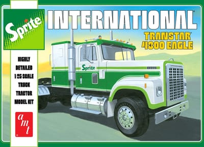 AMT Modelbouwpakket Landbouwvoertuigen - 1394 International Transtar 4300 Eagle - Sprite Tractor Cab Truck Plastic - 1:25 - Modelbouw