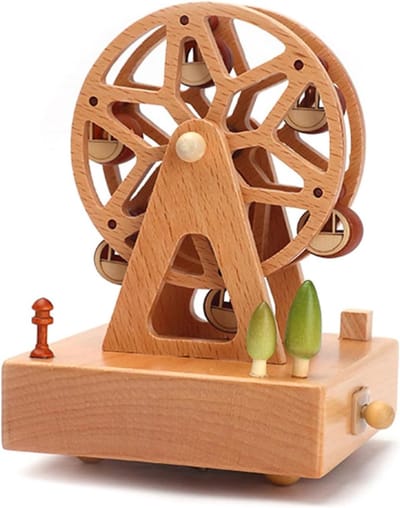 Houten Muziekdoos - Draaiende Speeldoos - Kinderkamer Decoratie - Elegante Melodieën - 11-18 cm Hoog
