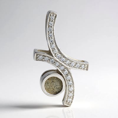 Cavill - Zilveren Hanger - 925 Sterling Zilver - 0,38 ct Spectroliet & 0,266 ct Witte Topazen - Elegant Handgemaakt - 28x15 mm