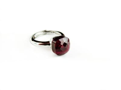 Ring in zilver model pomellato rode steen