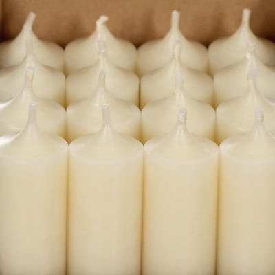 Geurloze staafkaarsen 180 mm x 28 mm - Set van 16 stuks, 8,5 uur brandduur, roetarm, restantvrije verbranding, ivoorkleurig