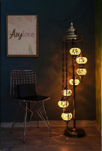Handmade Turkse lamp - vloerlamp met 7 bollen - mozaïek in warm geel en oranje-rood - unieke decoratie