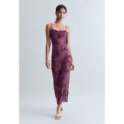 Stradivarius Gevlokte midi-jurk met bandjes  Purper XS