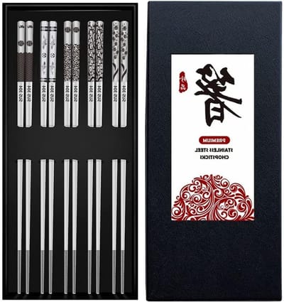 Herbruikbare RVS Eetstokjes Set van 5 Paar met Gegraveerd Patroon - Vaatwasmachinebestendig, Makkelijk Schoon te Maken, Perfect als Cadeau voor Sushi-Liefhebbers