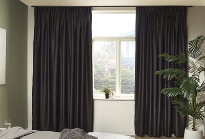 Mesa Living Verduisterende Gordijnen - Zwart - Gordijnen kant en klaar met Haakjes - 150 x 250cm