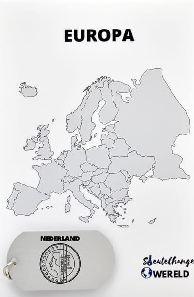 Nederland Sleutelhanger inclusief kaart – Nederland cadeau – beste land- Leuk kado voor je Vriend om te geven - 2.9 x 5.4CM