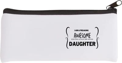 Akyol - i am a freaking awesome daughter Etui - Dochter - beste dochter - liefste dochter - verjaardag - cadeau - kado - bedankje - geschenk - 20 bij 9 cm