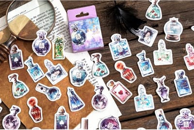 Bullet Journal Stickers 46 stickers – Magische Flessen & Parfum Flesjes – Magic Bottles – Planner, Agenda & Scrapbook Stickers – Sinterklaas, Kerst & Schoencadeau – Cadeaus onder 5 euro