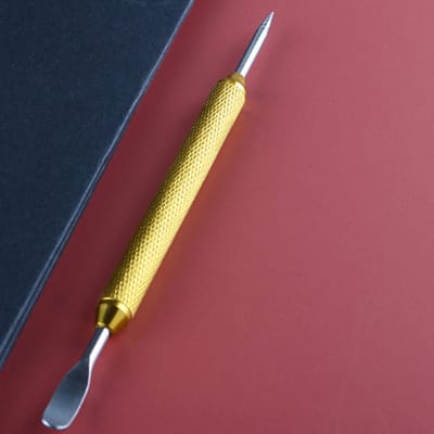 Finnacle - Ontdek de veelzijdige Barista cappuccino latte art pen - Geel - De ultieme Barista-tool voor de perfecte koffiebeleving